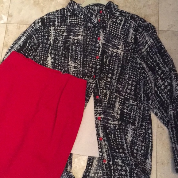 ASOS button down blouse. Black print. Size 6 - Picture 2 of 7